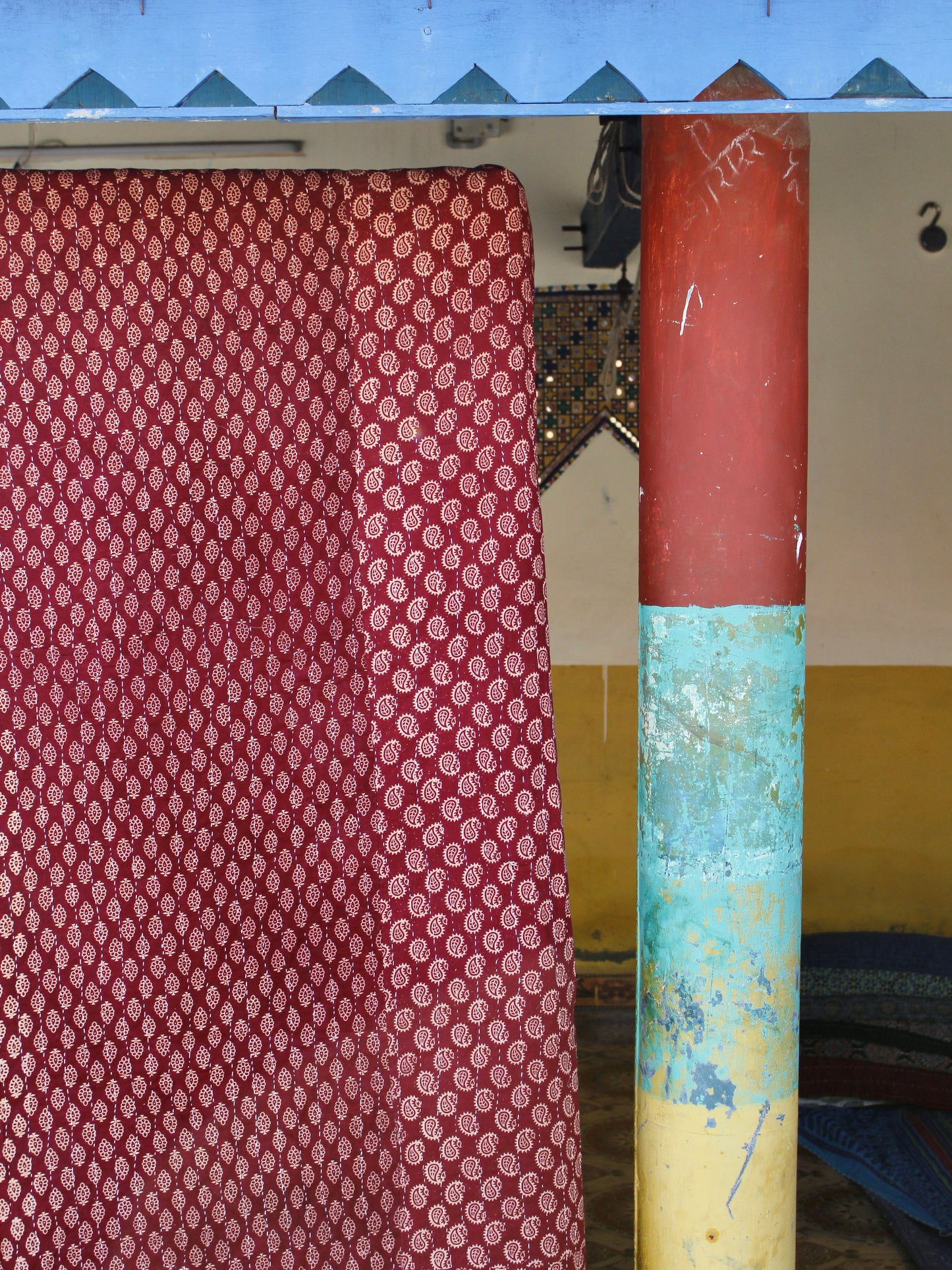 HANDSTITCHED DOUBLE BED SILK QUILT