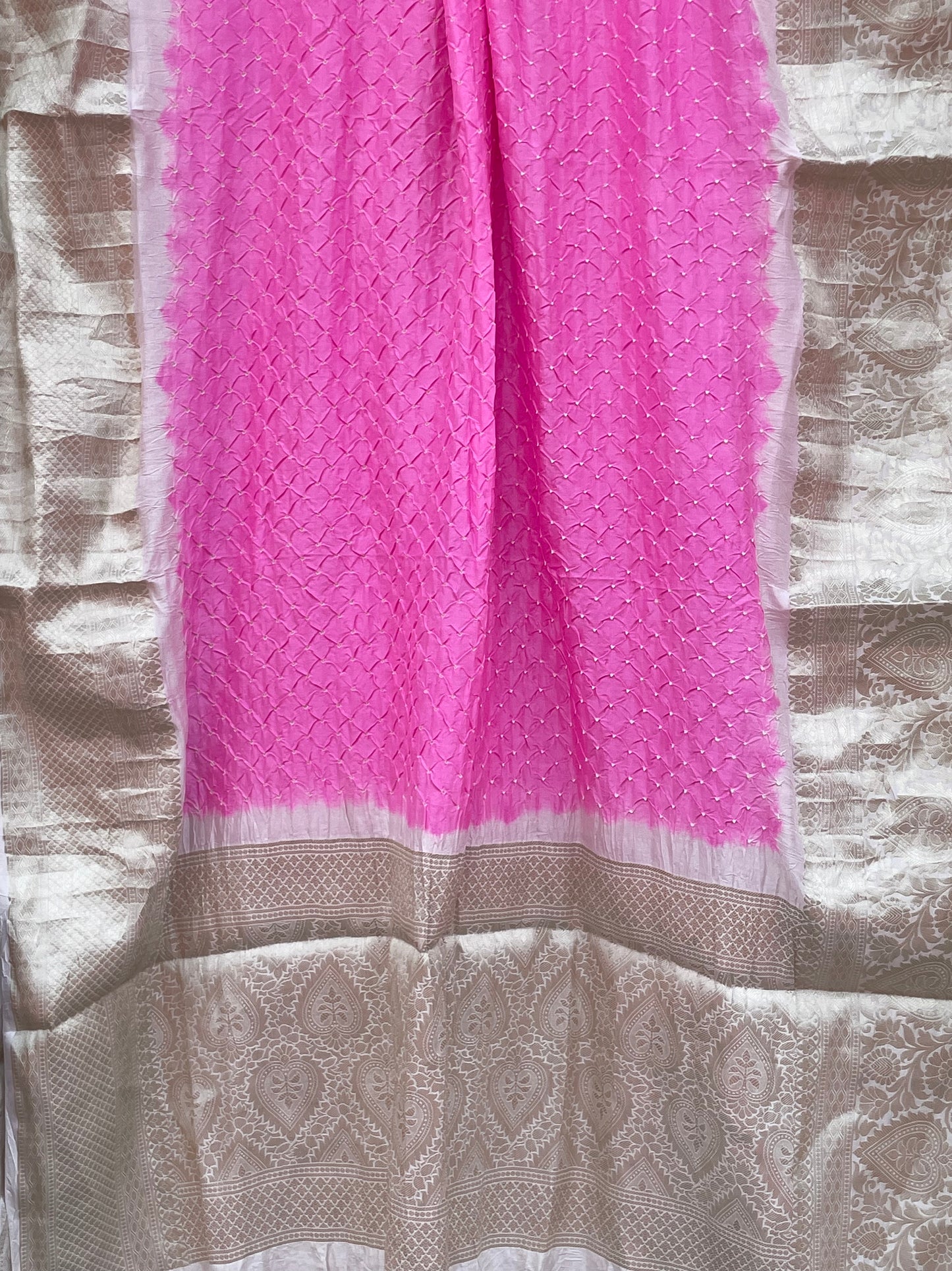Baby pink Kanjivaram silk Bandhani dupatta featuring traditional tie-dye craftsmanship and luxurious silk texture