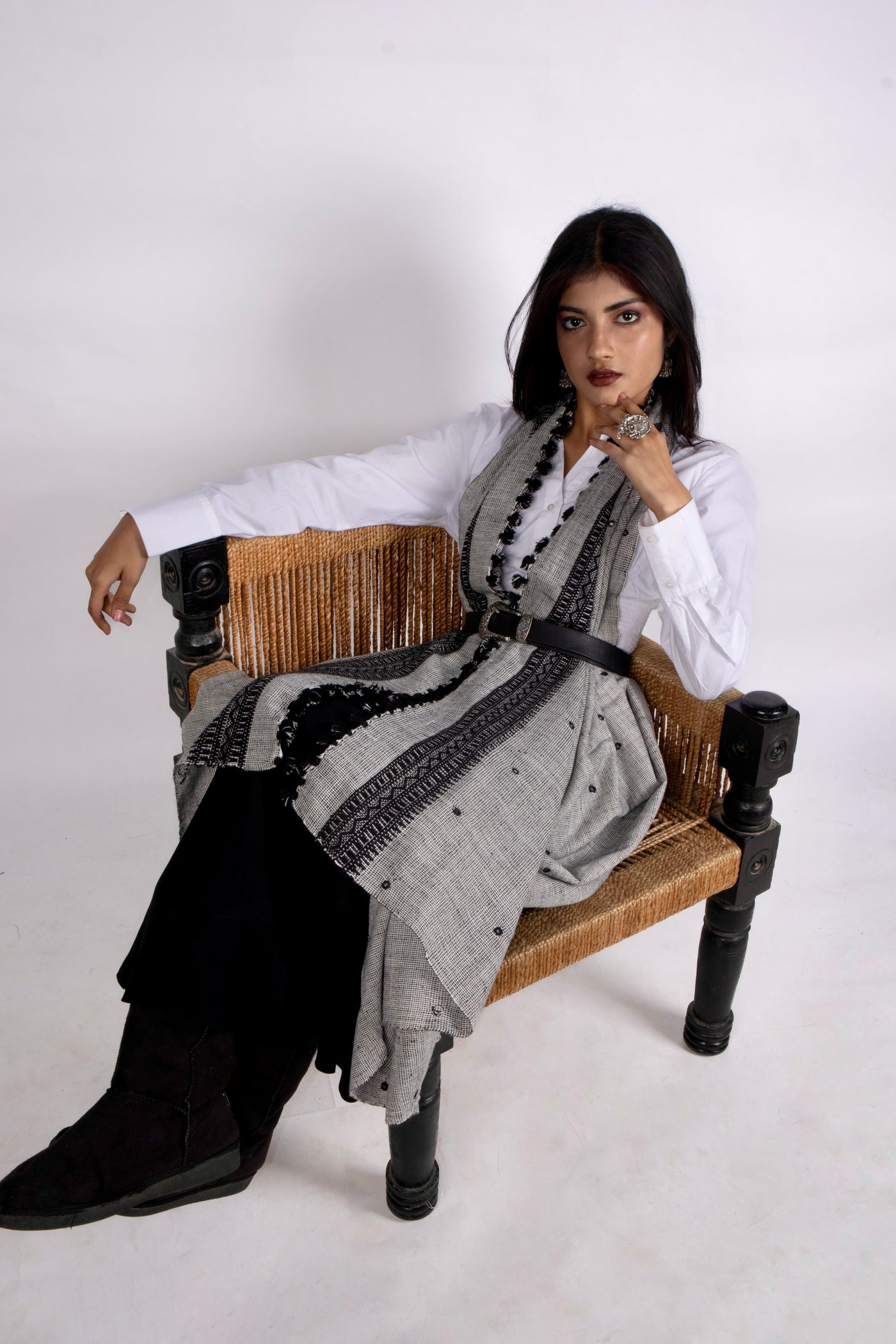 Elegant pearl grey wool shawl handcrafted using traditional handloom weaving techniques