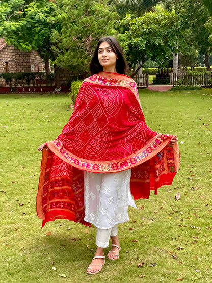 Handcrafted crimson red Bandhani dupatta made from lightweight georgette fabric