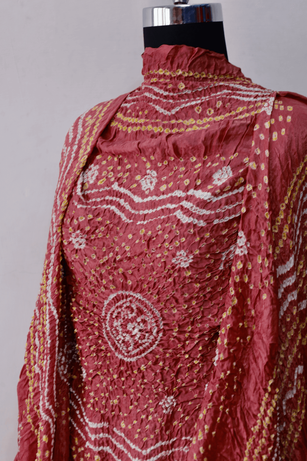 Traditional dusty rose Bandhani Gajji silk dupatta with intricate artisanal patterns