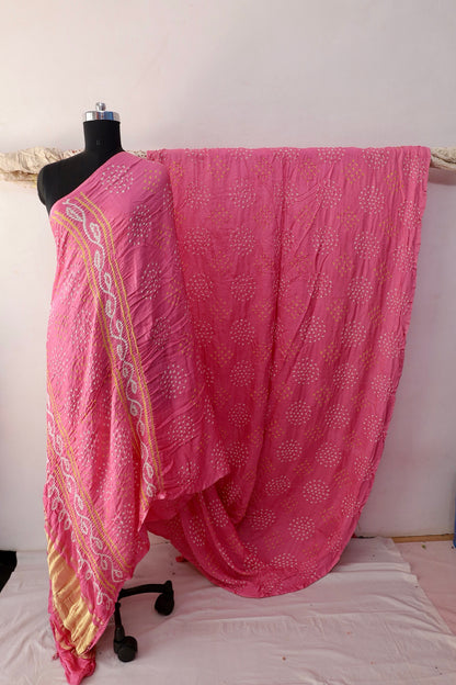 Bandhani Gajji Silk Saree with Zari Pallu