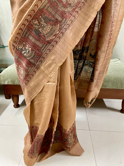 Premium mauve handpainted saree reflecting the cultural richness and storytelling tradition of Mata Ni Pachedi art