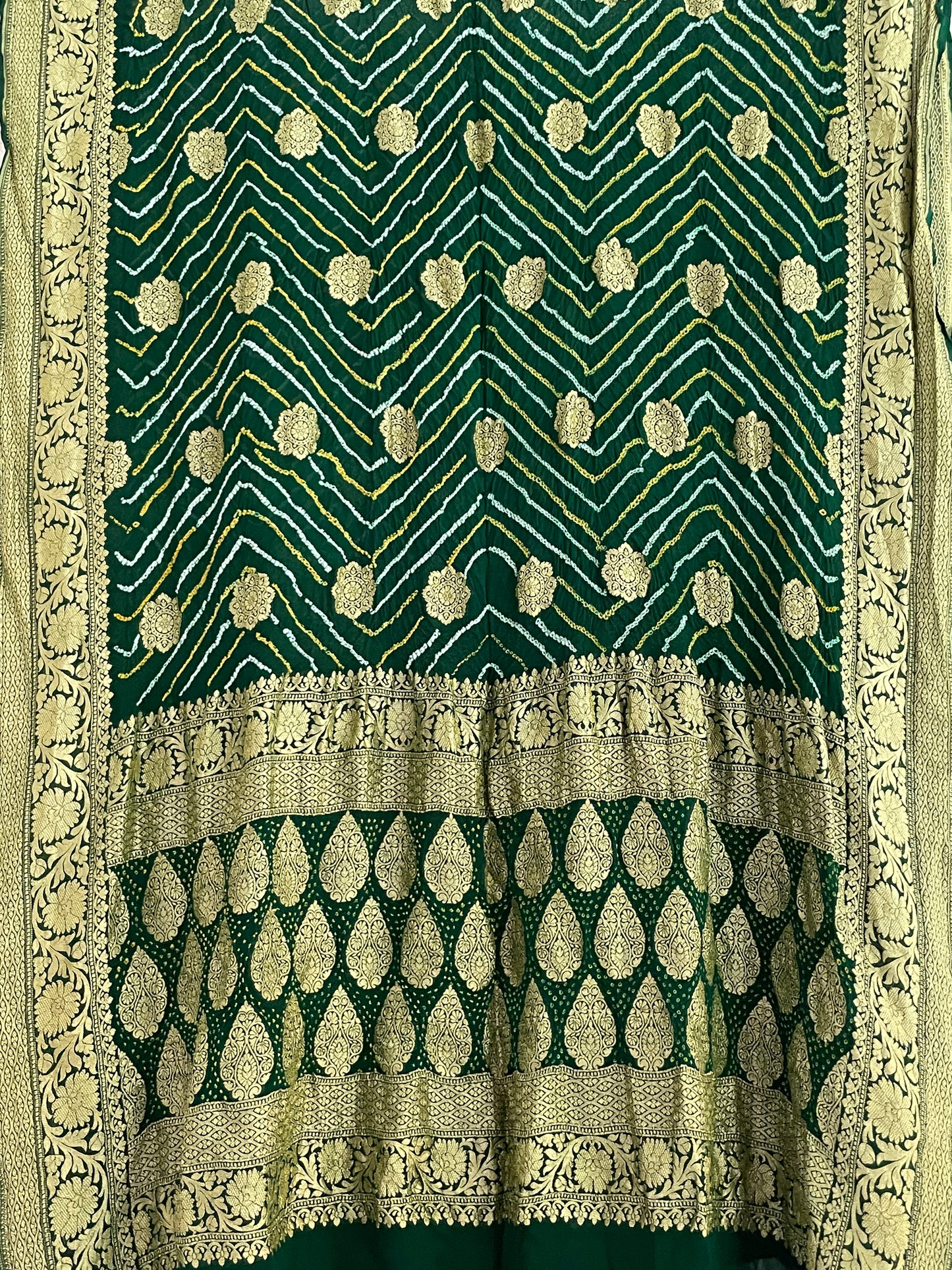 BANDHANI GEORGETTE DUPATTA WITH ZARI WORK