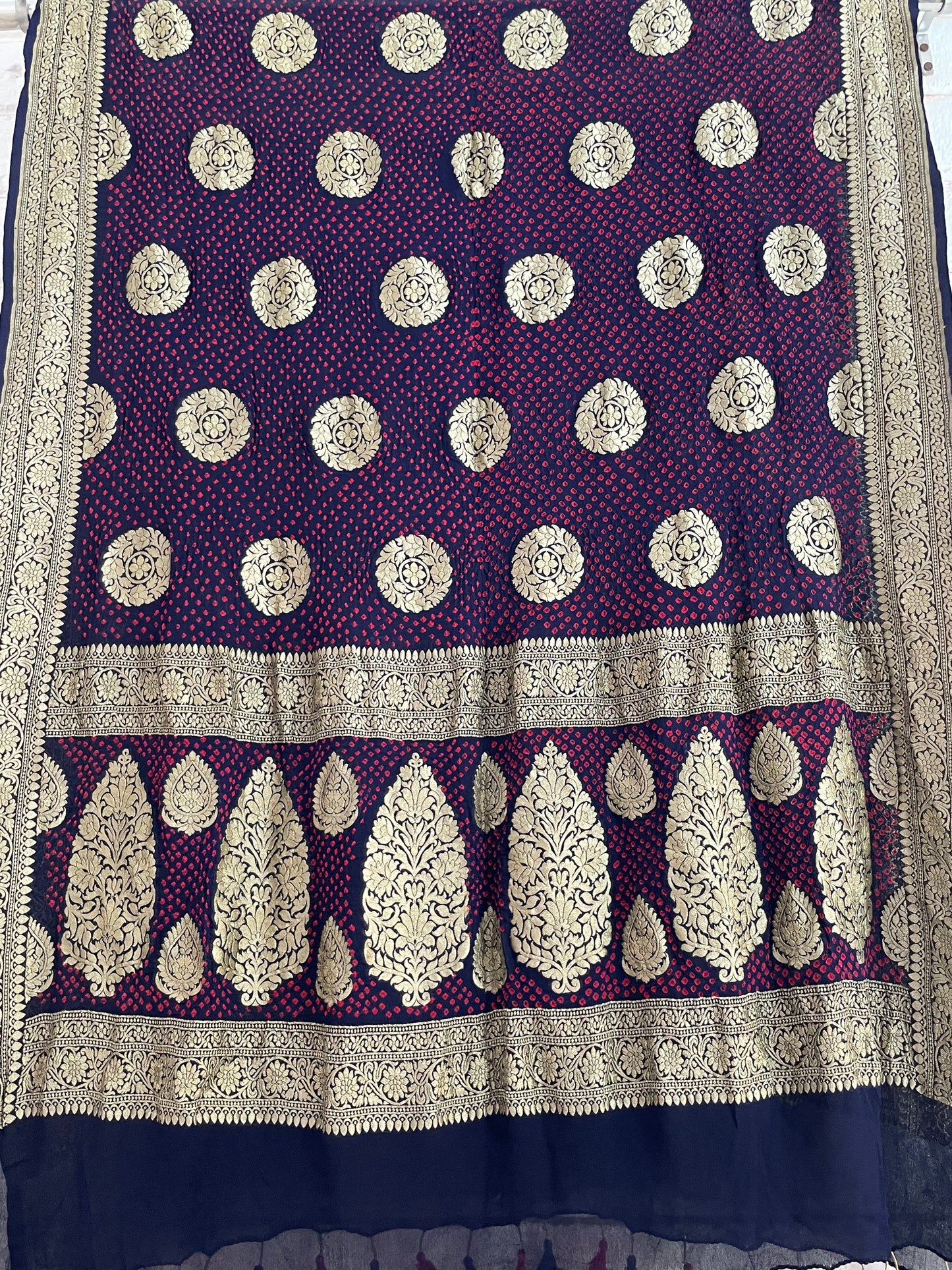 BANDHANI GEORGETTE DUPATTA WITH ZARI WORK