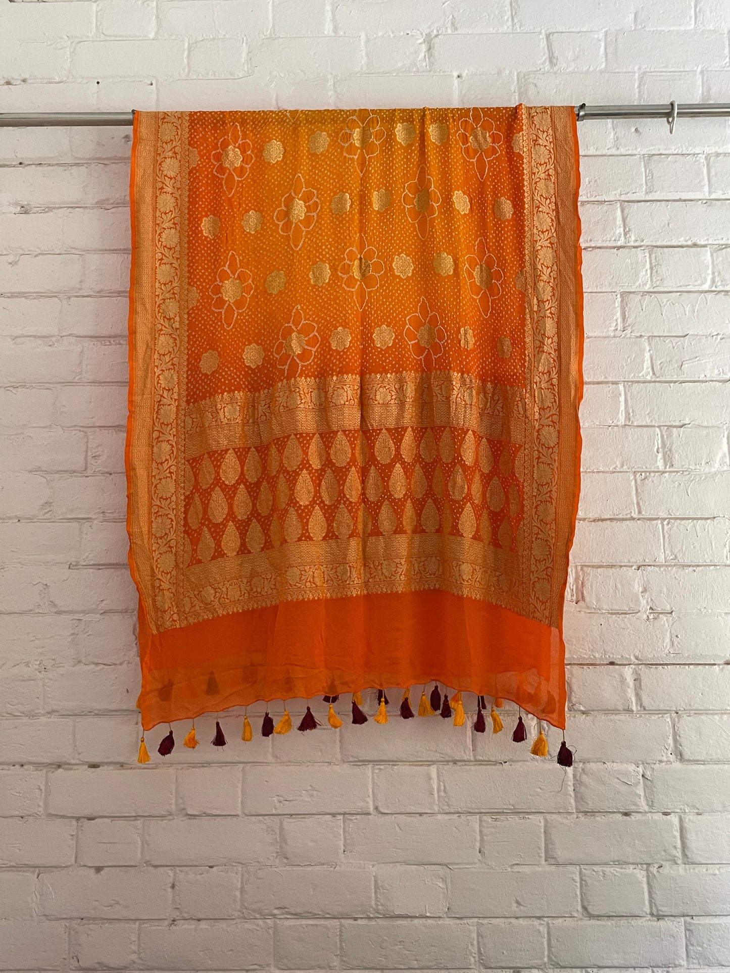 BANDHANI GEORGETTE OMBRE DUPATTA WITH ZARI WORK