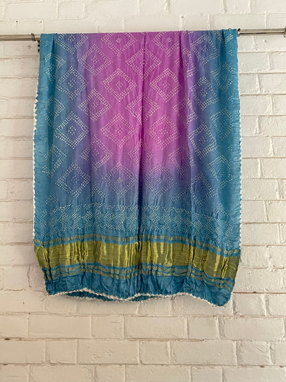 BANDHANI GEORGETTE SHADED DUPATTA WITH ZARI BORDER