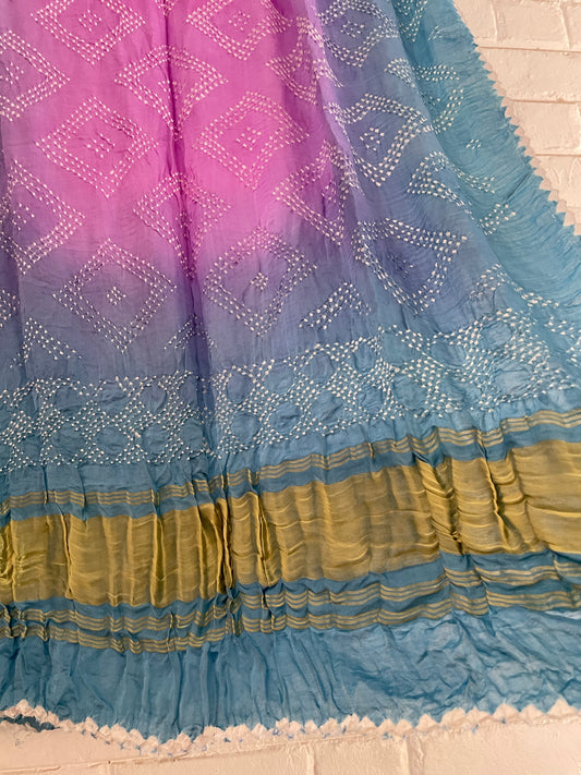 BANDHANI GEORGETTE SHADED DUPATTA WITH ZARI BORDER