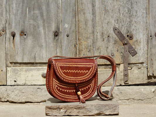 LEATHER BAG WITH THREAD WORK