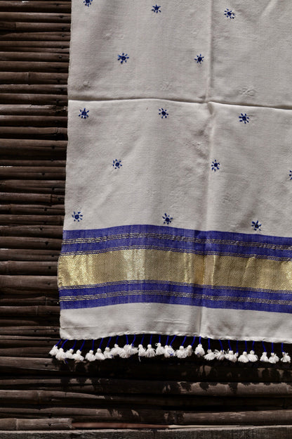 Moonstone white handwoven woolen stole featuring a luminous tone and fine artisan craftsmanship