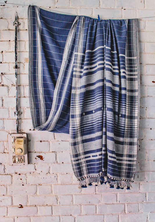 Ocean Kala Cotton Bhujodi saree featuring traditional handwoven patterns and artisanal craftsmanship