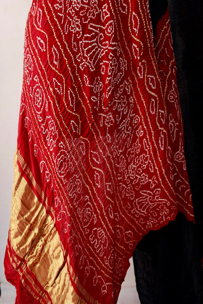 Premium Crimson Edge Bandhani Gajji silk saree highlighting fine artisan craftsmanship and festive elegance