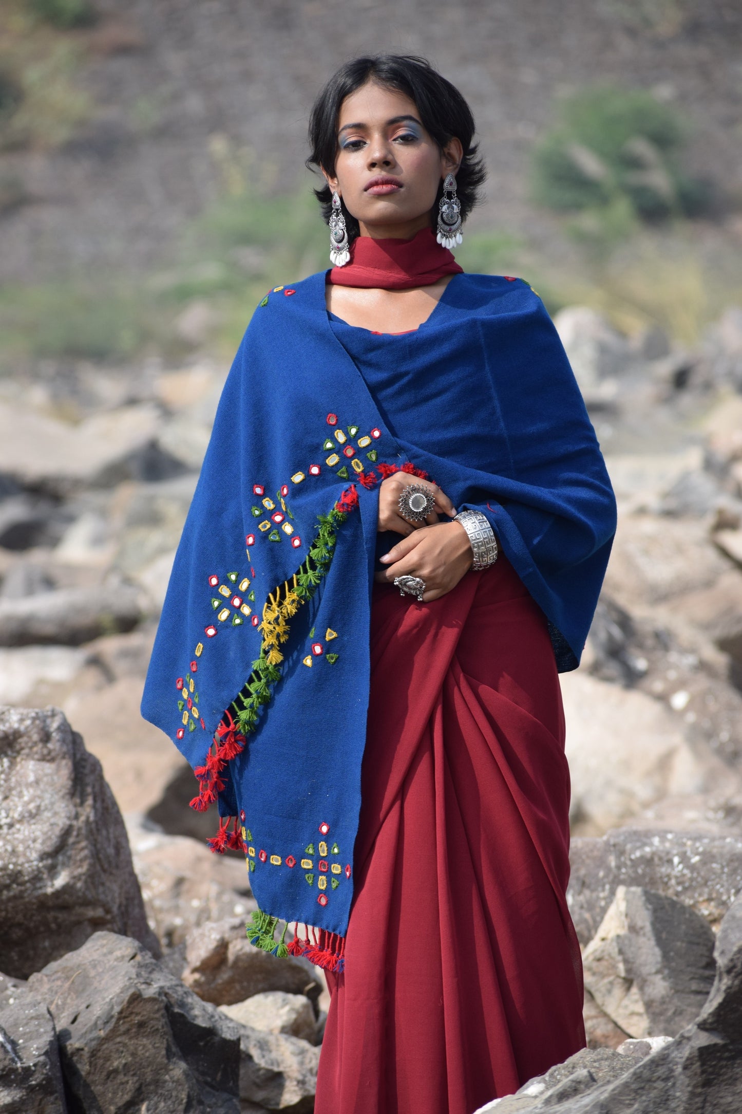 Royal blue handwoven woolen stole featuring a rich texture and refined artisanal craftsmanship