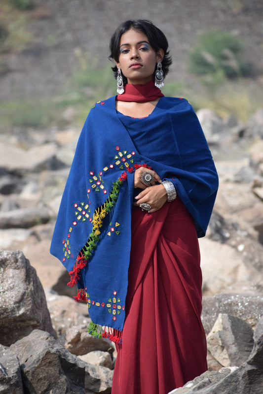 Royal blue handwoven woolen stole featuring a rich texture and refined artisanal craftsmanship