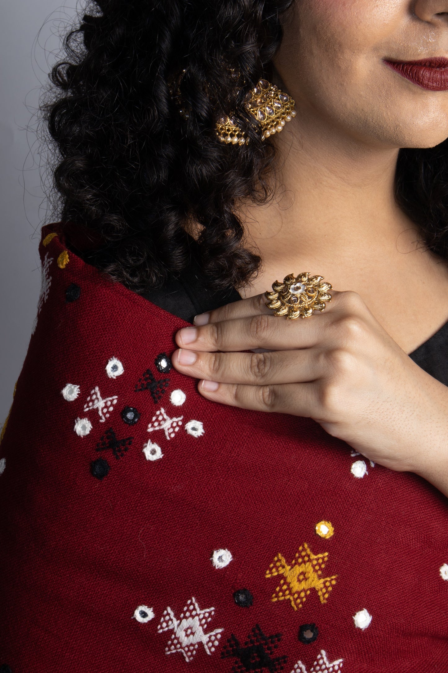 Traditional wine berry wool shawl showcasing authentic weaving artistry and timeless elegance. Classic handwoven woolen shawl in wine berry designed for warmth, comfort, and sophisticated styling
