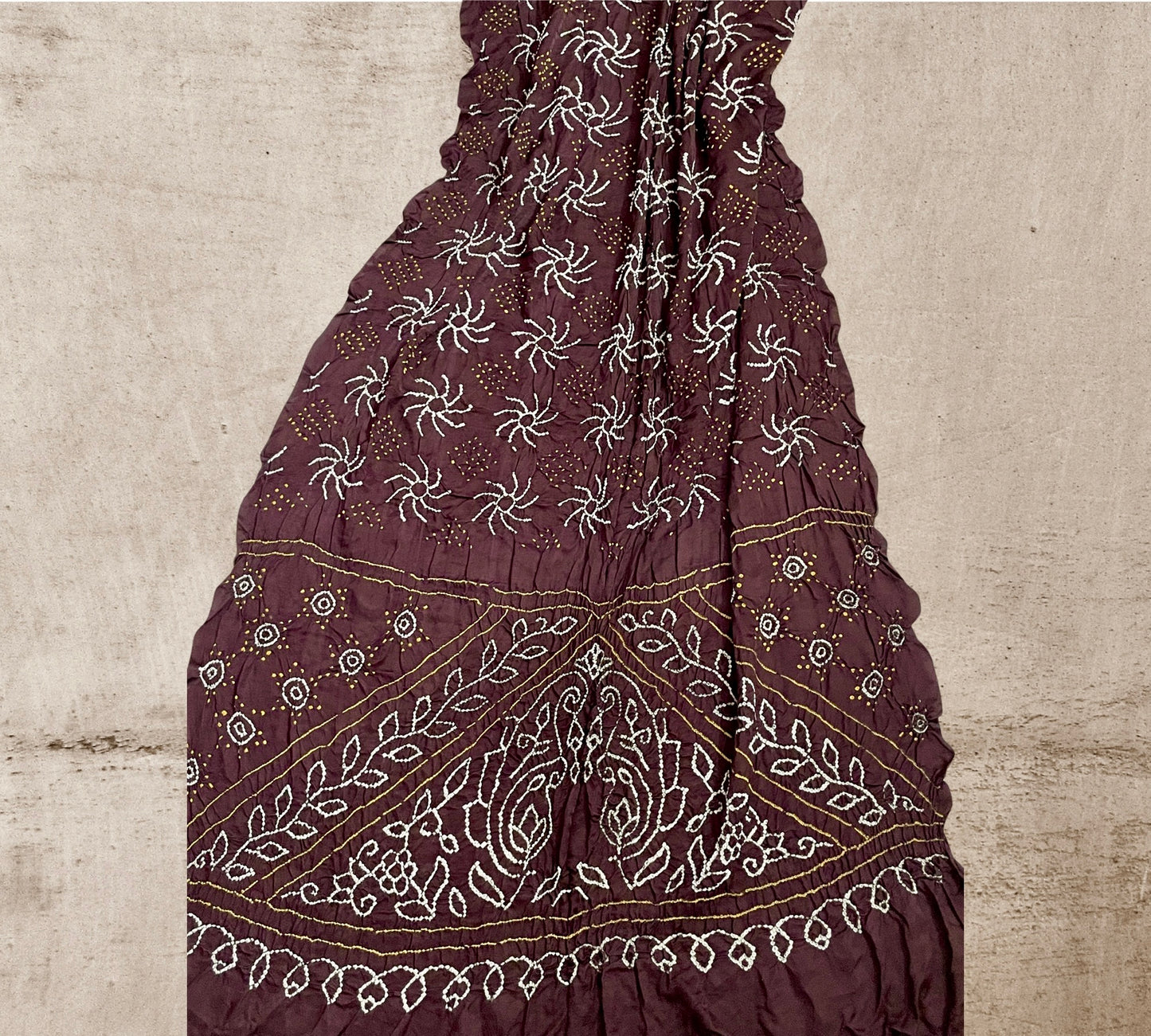 BANDHANI GAJJI SILK SAREE WITH ZARI PALLU