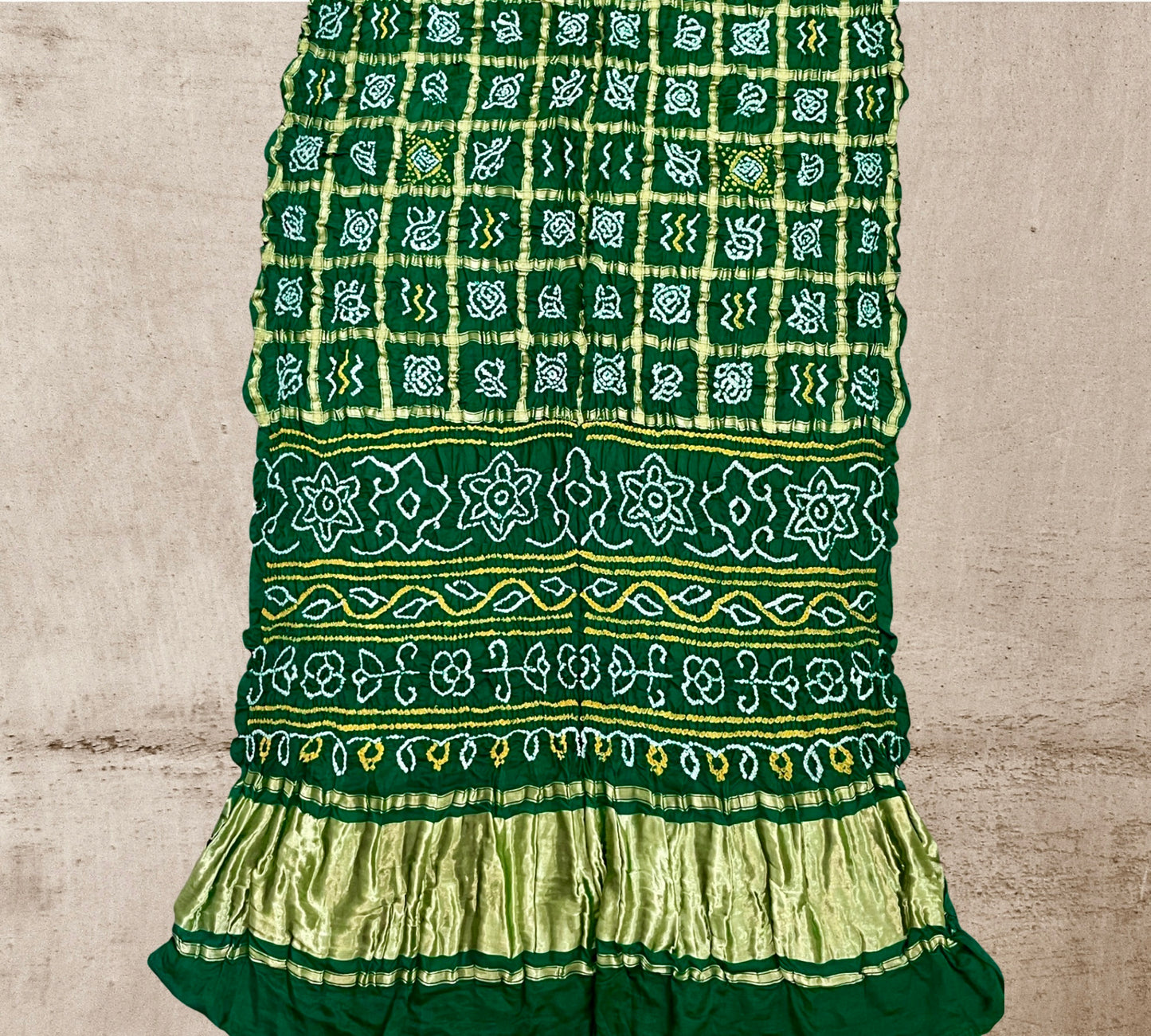 BANDHANI GHARCHOLA GAJJI SILK SAREE